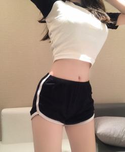 688166318: Chica busca chico en Barcelona