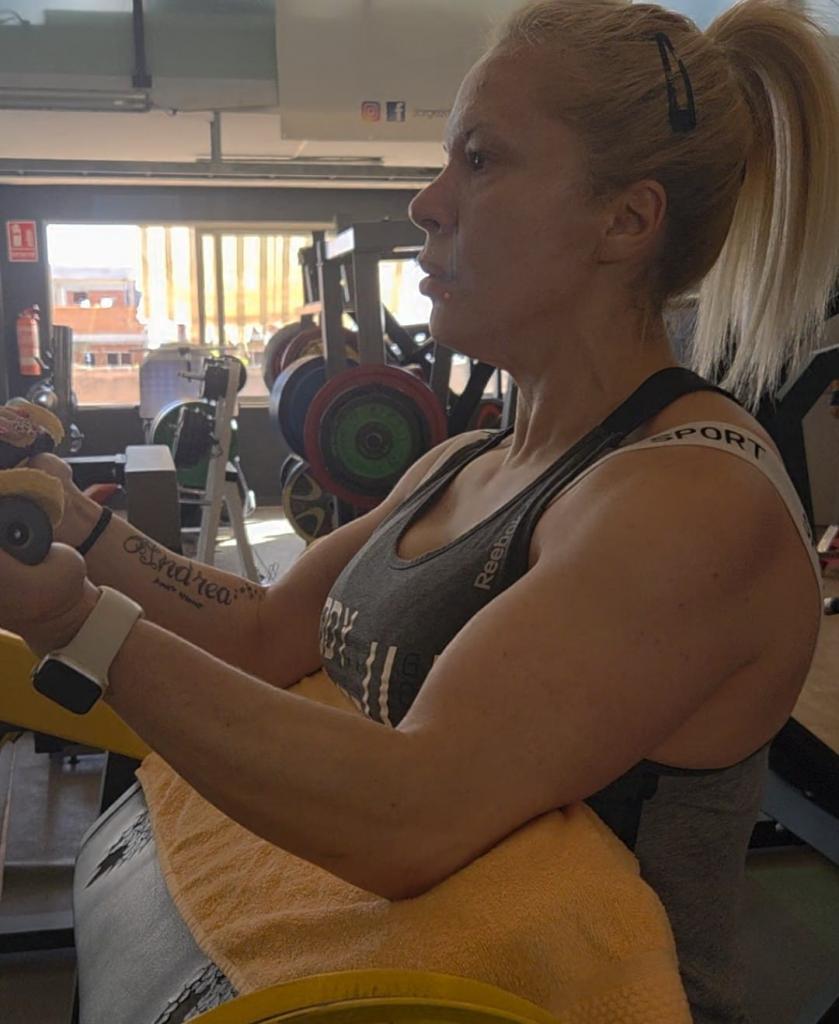 Chica busca chico en Murcia: 