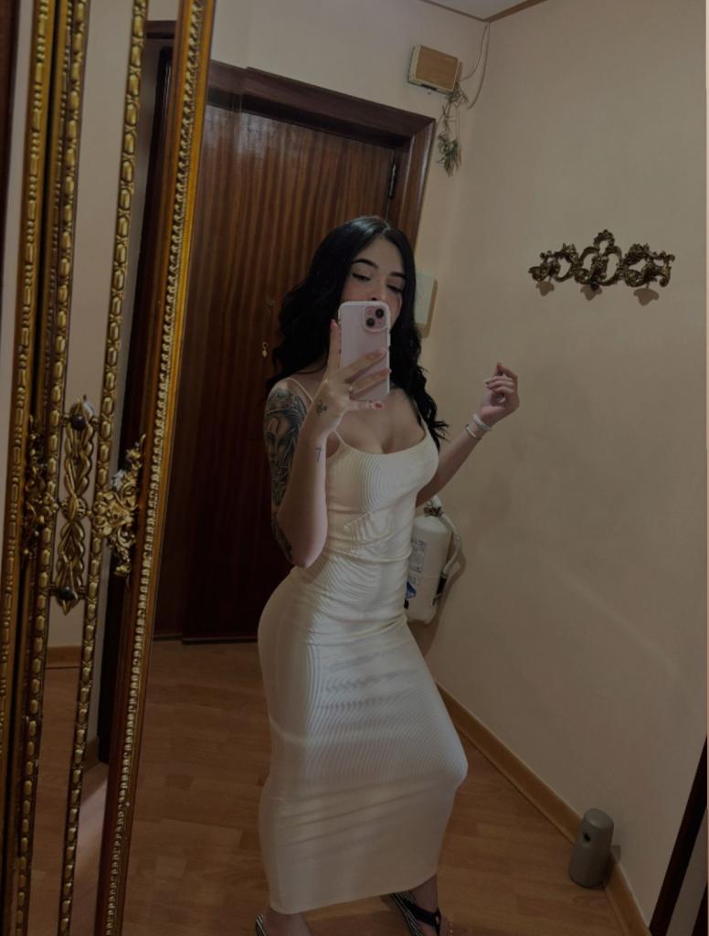 Chica busca chico en Granada: 