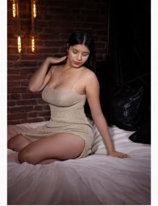 666314324: Chica busca chico en Ibiza