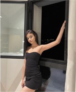 617492072: Chica busca chico en Barcelona