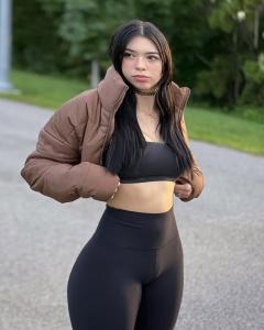 654660979: Chica busca chico en Madrid