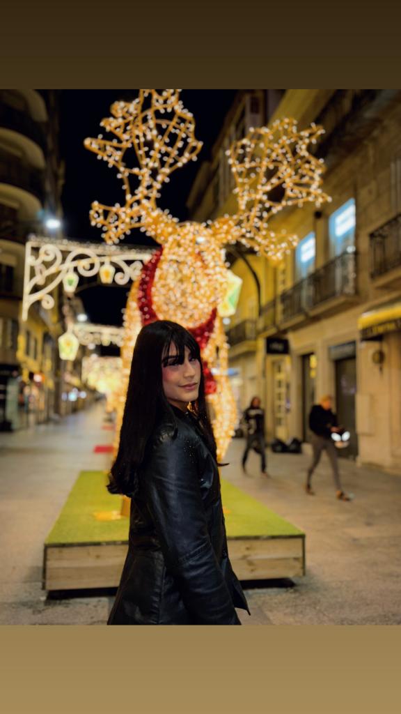 624343386: Transexual en La Coruña