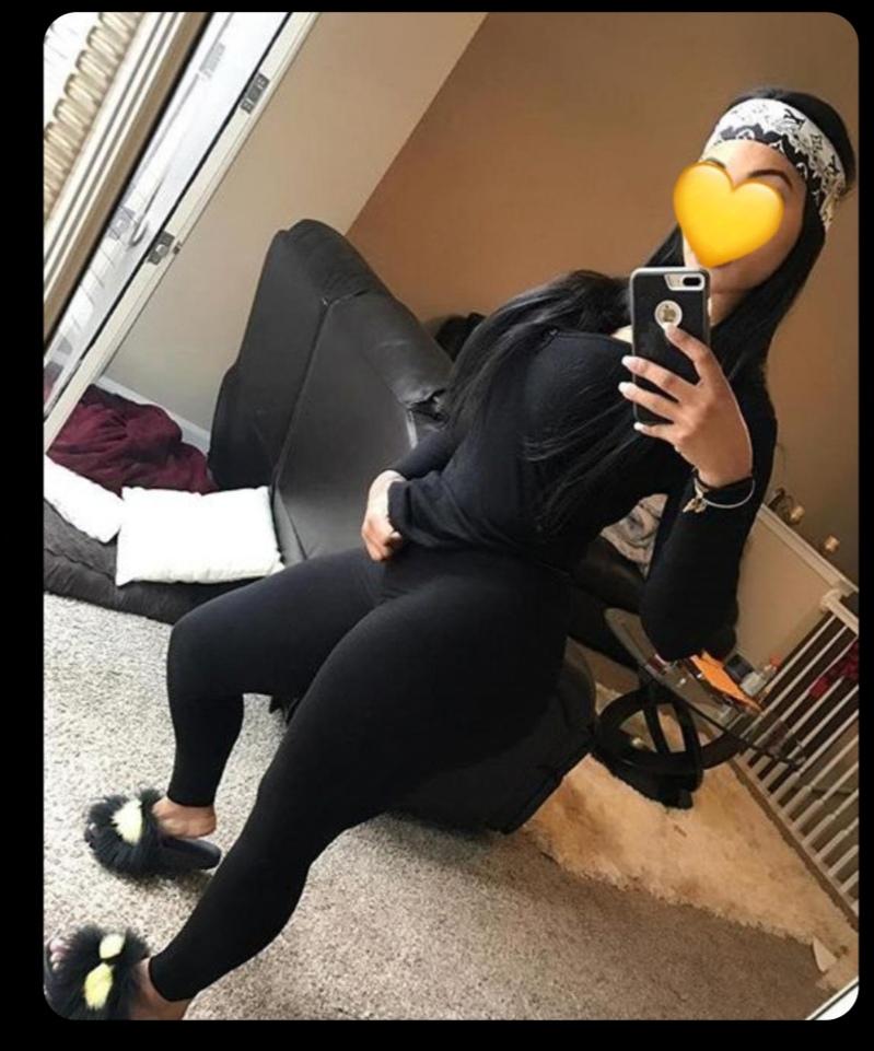 613961256: Chica busca chico en Cádiz