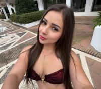 607037717: Chica busca chico en Málaga