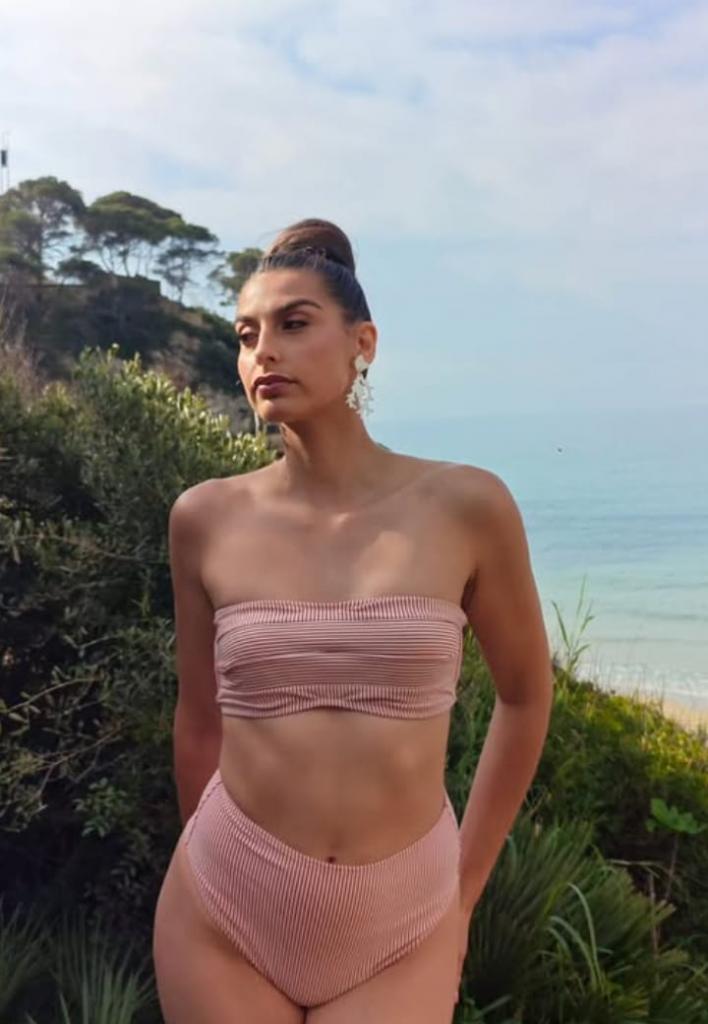 687782385: Chica busca chico en Madrid