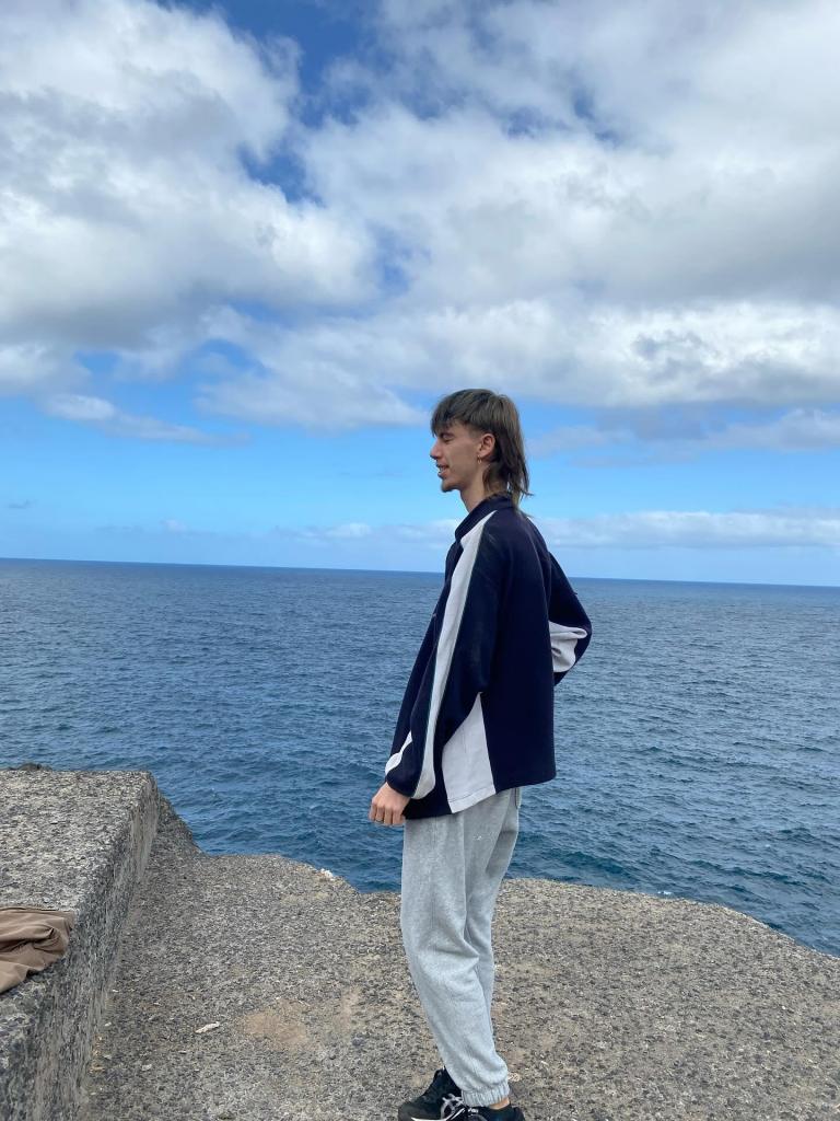 Chico busca chica en Las Palmas: 