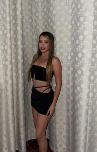 Chica busca chico en Ibiza: 