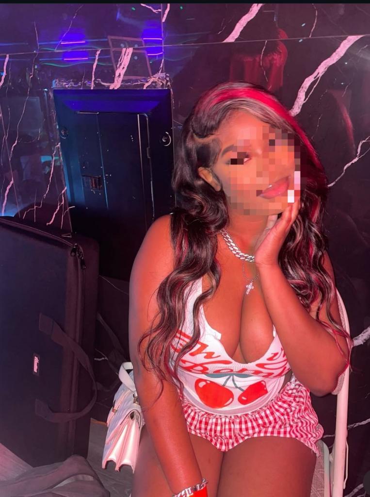 Chica busca chico en Pontevedra: 