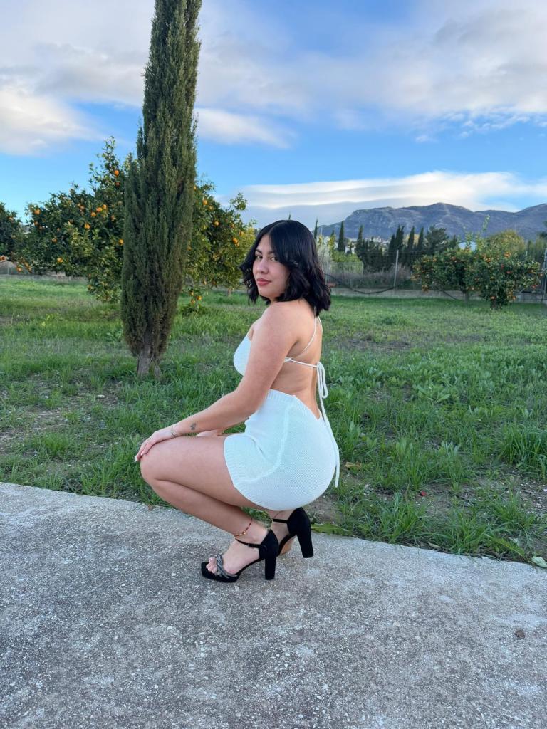 637478841: Chica busca chico en Málaga