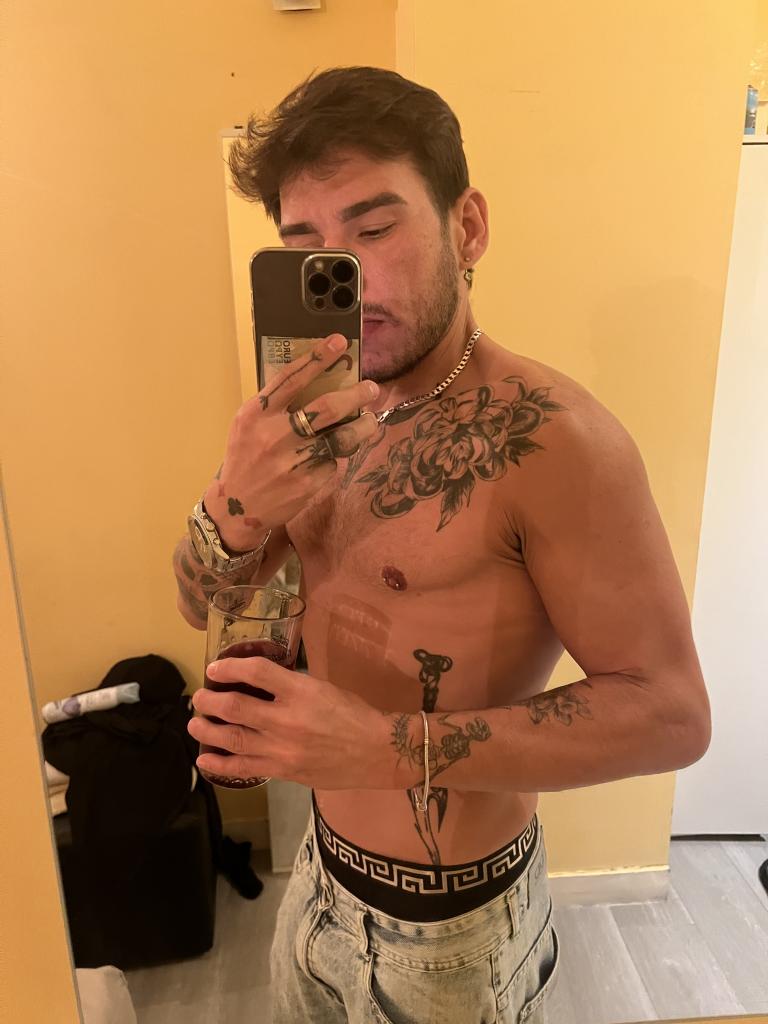 Chico busca chica en Barcelona: 