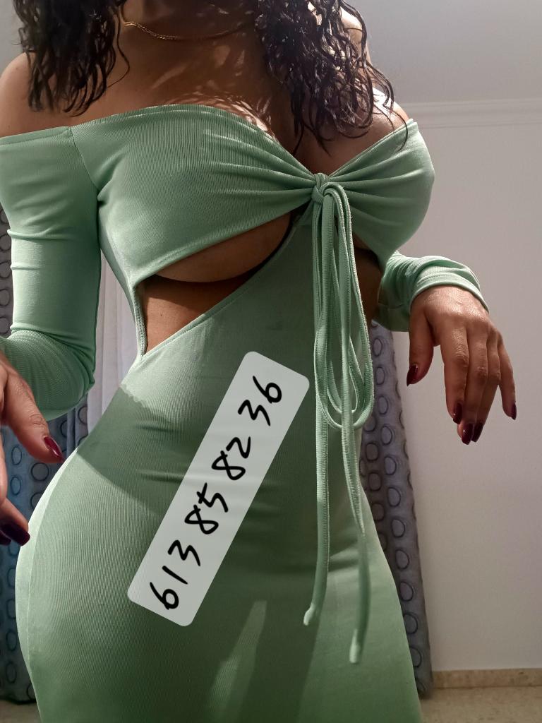 613858236: Chica busca chico en Málaga