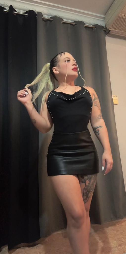 Chica busca chico en Barcelona: 