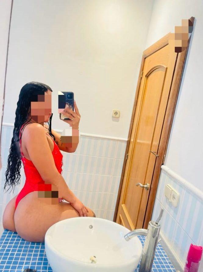 Chica busca chico en Granada: 