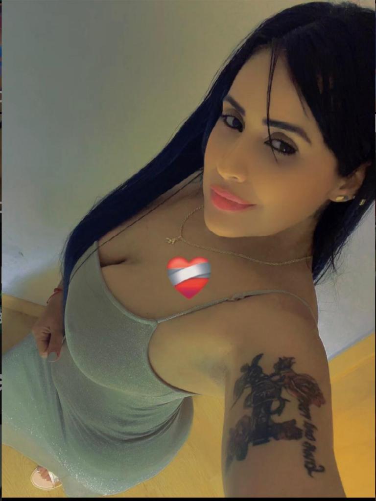 672930559: Chica busca chico en Valencia