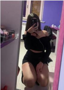 670304589: Chica busca chico en Castellón