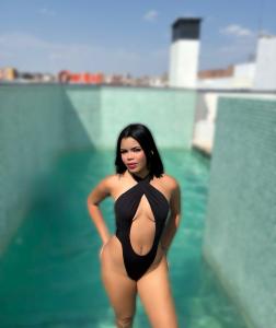 604190261: Chica busca chico en La Coruña