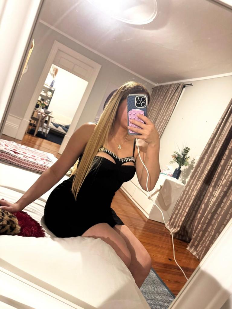 Chica busca chico en Sevilla: 