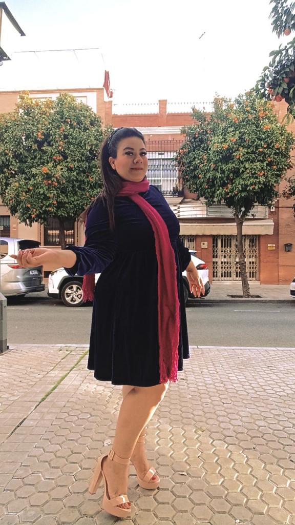 602810846: Chica busca chico en Sevilla