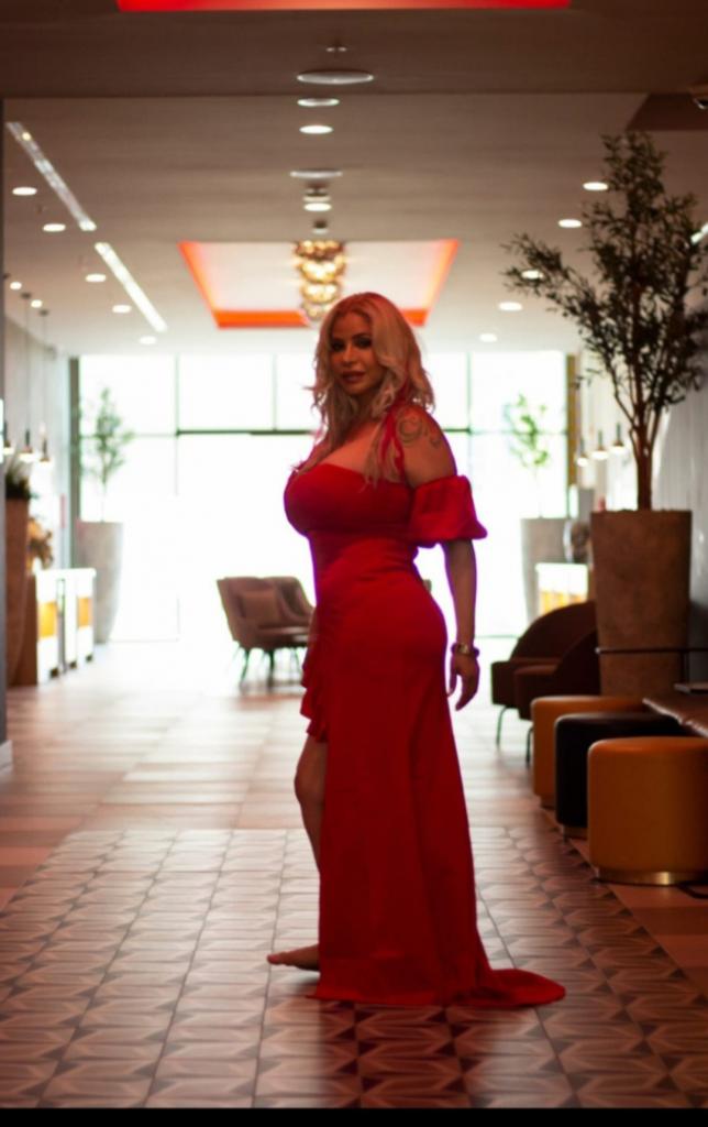 Chica busca chico en Barcelona: 