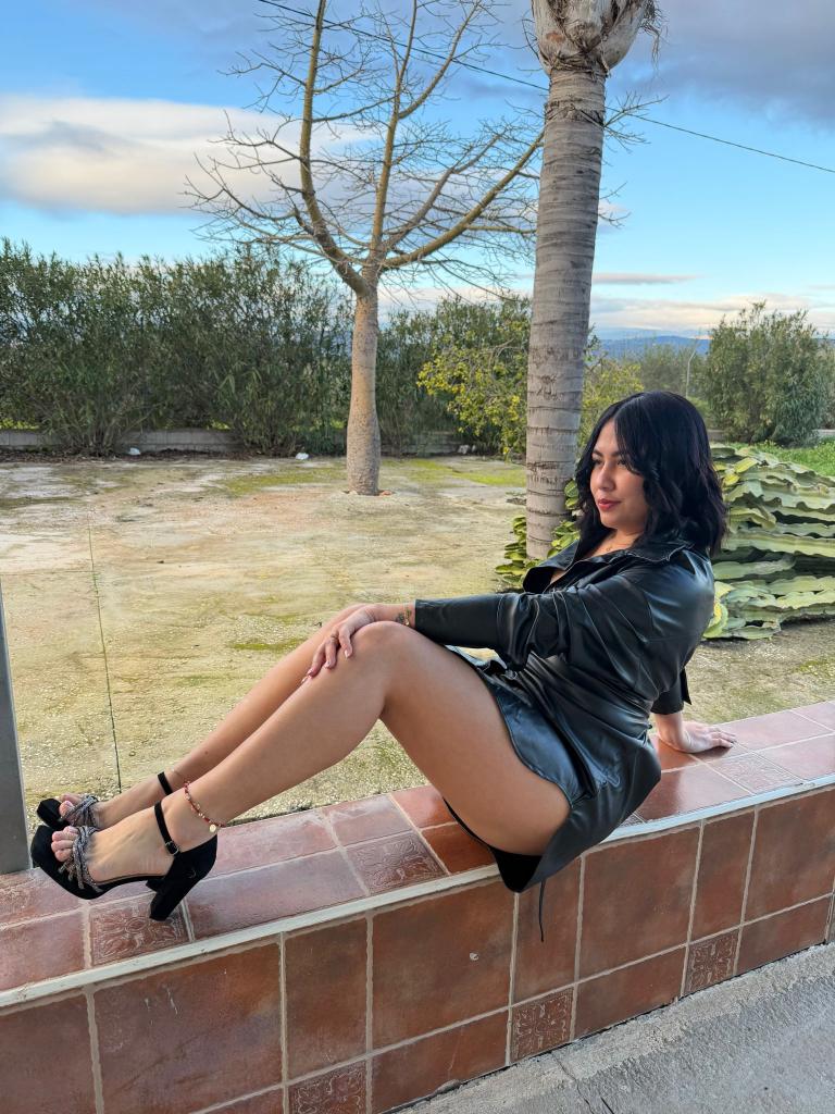 637478841: Chica busca chico en Málaga