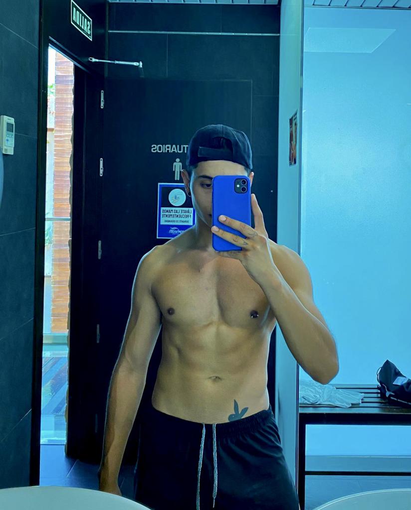 Chico busca chica en Las Palmas: 