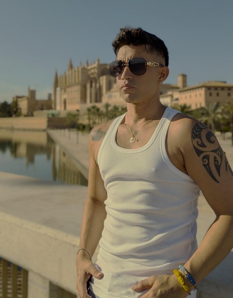 Chica busca chico en Mallorca: 