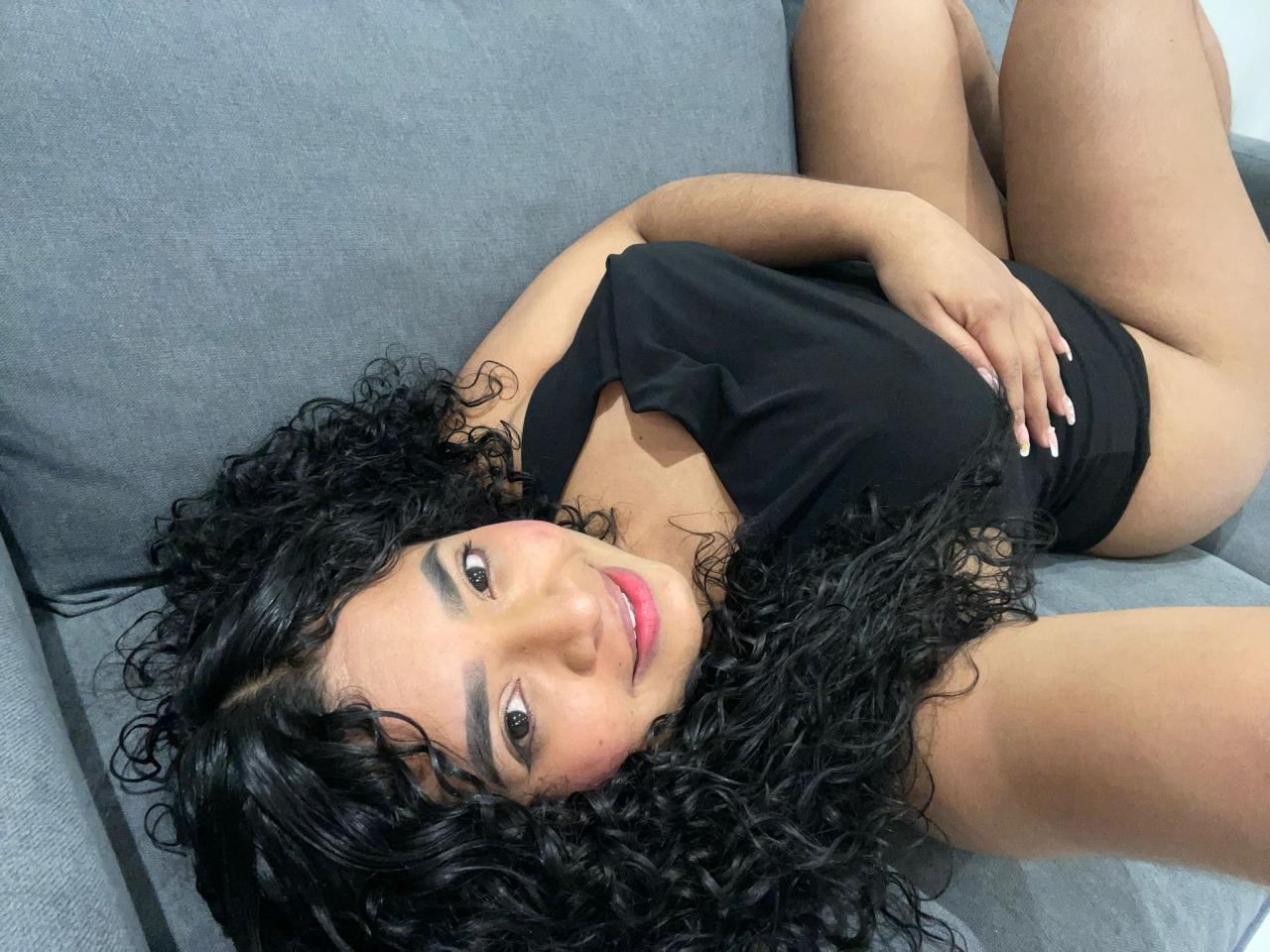 Chica busca chico en Almería: 