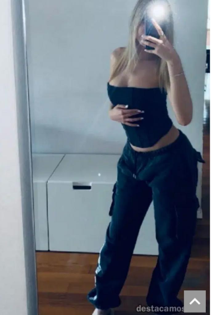 Chica busca chico en Granada: 