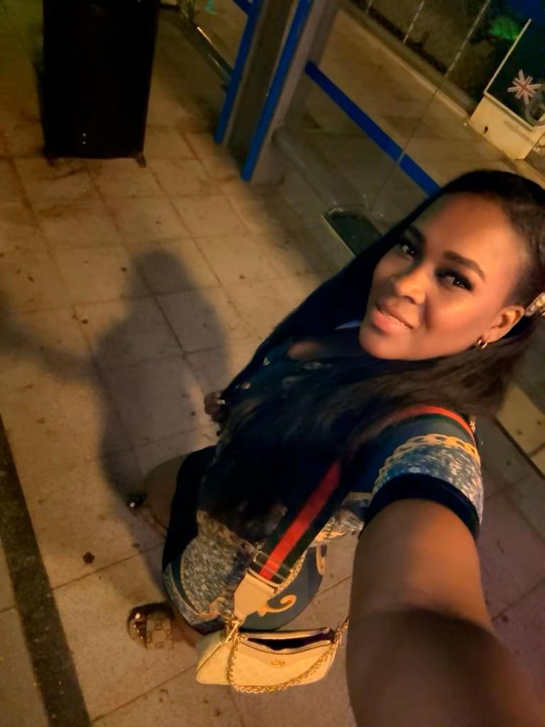 Chica busca chico en Cádiz: 