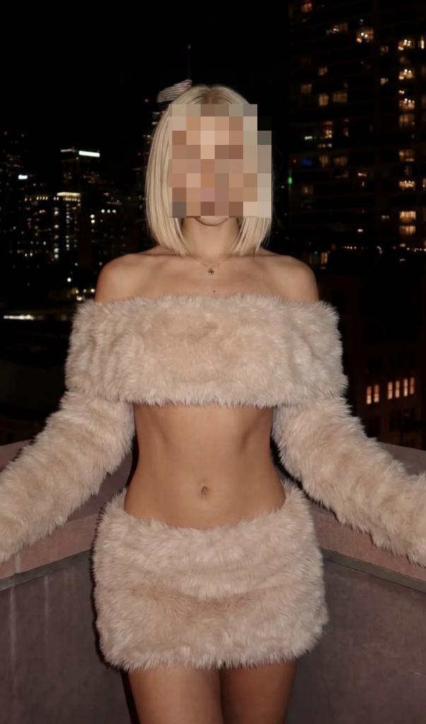 631271032: Chica busca chico en Cádiz