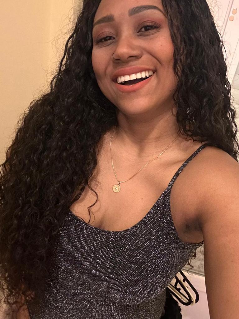 742045179: Chica busca chico en León