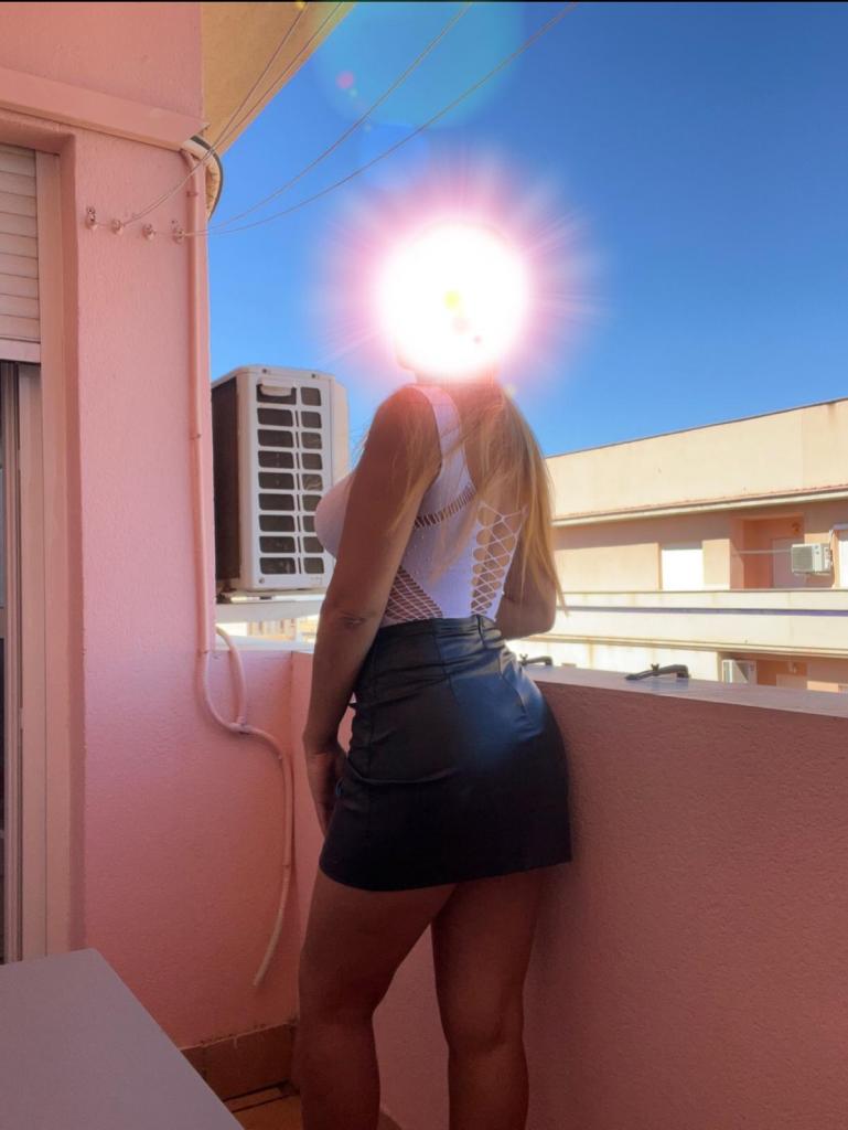 624465778: Chica busca chico en Granada