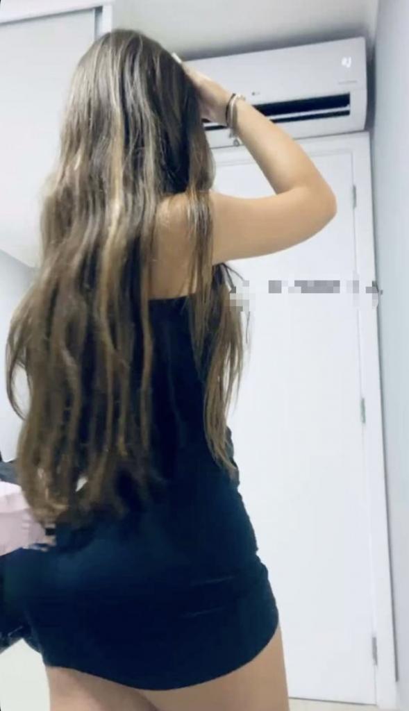 Chica busca chico en Huelva: 