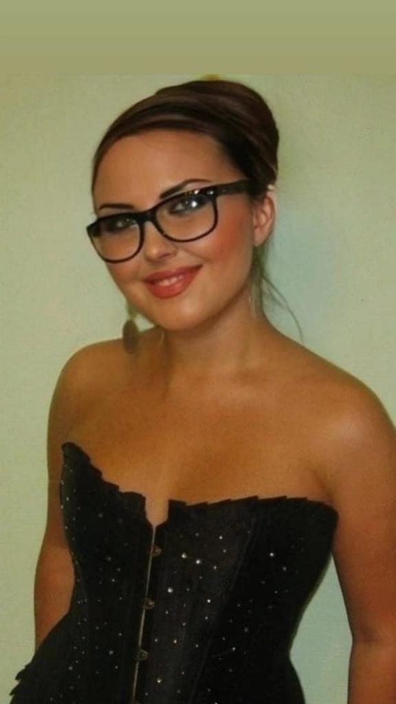 631552681: Chica busca chico en Málaga