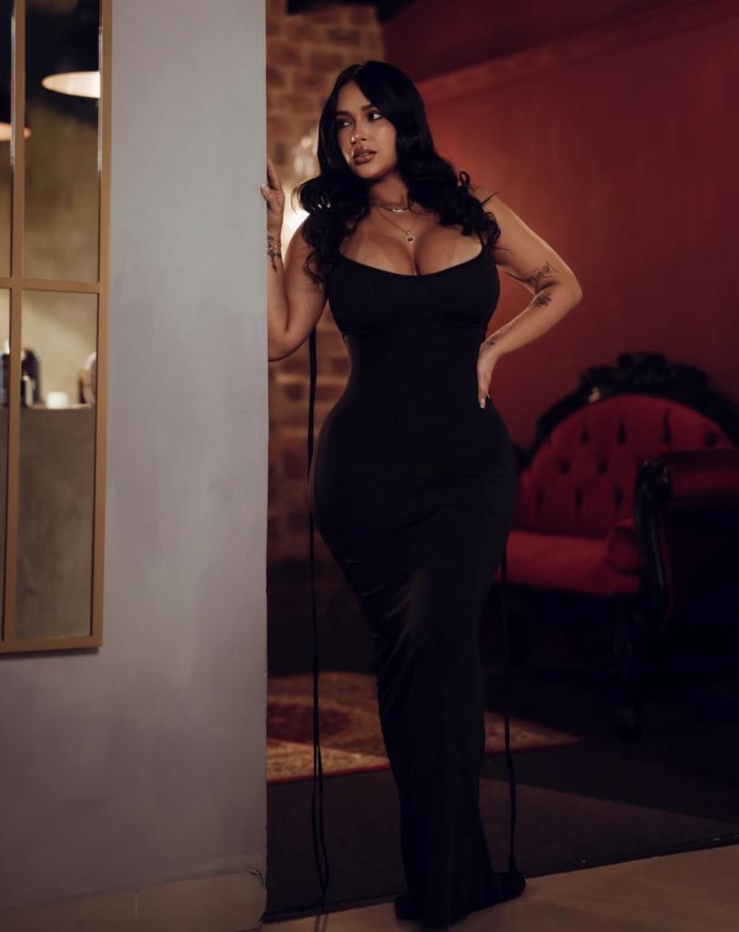 Chica busca chico en Tenerife: 