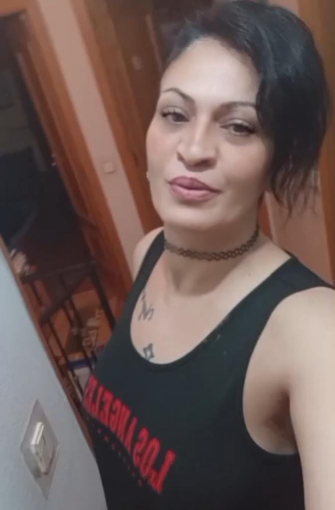 Chica busca chico en Tenerife: 