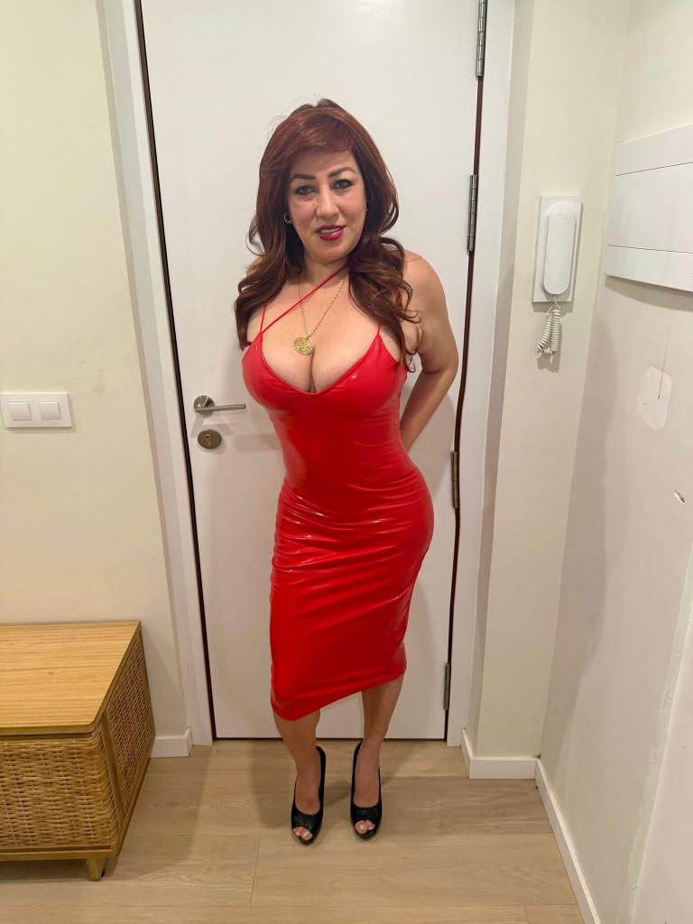 604159850: Chica busca chico en Madrid