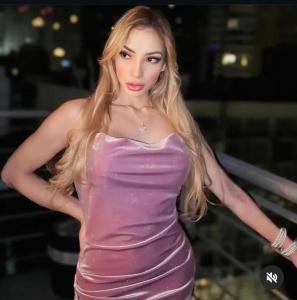 631589317: Chica busca chico en Alicante