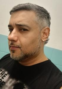 614076474: Chico busca chica en Murcia