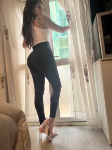 614252954: Chica busca chico en Zaragoza