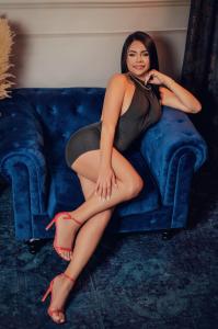 610795783: Chica busca chico en Pontevedra