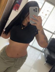 631727041: Chica busca chico en Cádiz