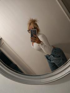 632410445: Chica busca chico en Barcelona