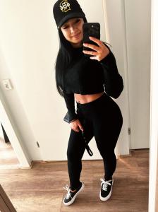 604171891: Chica busca chico en Valencia