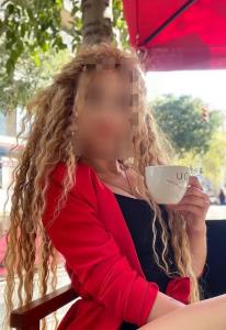 632277442: Chica busca chico en Cantabria