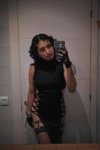 635129739: Chica busca chico en Barcelona