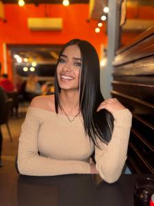 634244452: Chica busca chico en Ibiza