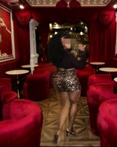 612492319: Chica busca chico en Lugo