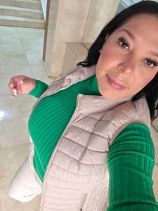 654757684: Chica busca chico en Ibiza